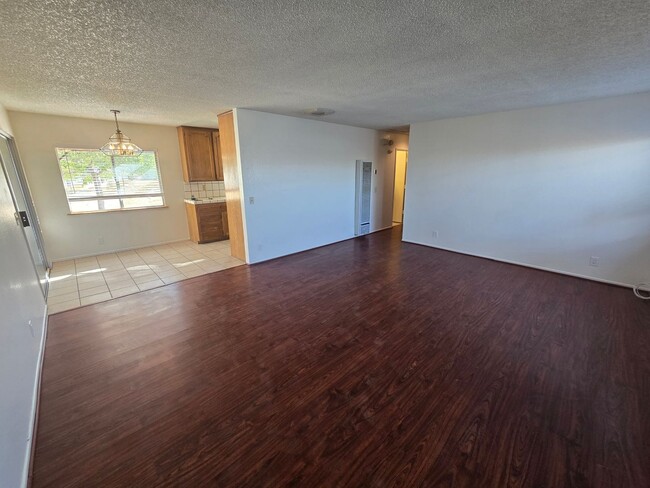 Foto del edificio - Quiet neighborhood and great views!