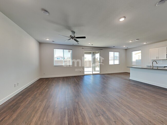 Building Photo - 4841 Colossal Star Street