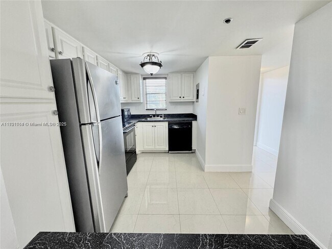 Foto del edificio - 3150 W Rolling Hills Cir