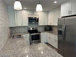 Building Photo - 3120 Seasons Way