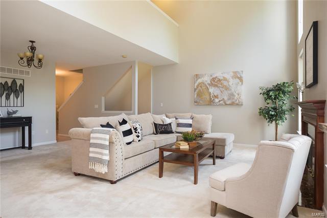 Foto del edificio - 8947 Hilltop Manor Dr