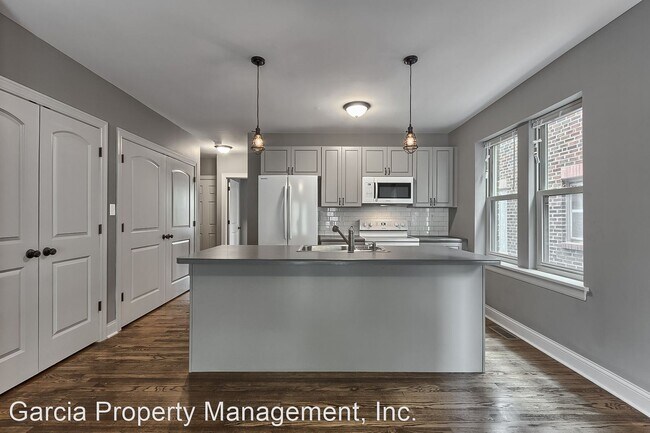 Foto del edificio - 5204 Oleatha Ave