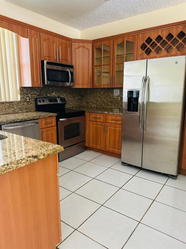 Foto del edificio - 335 NW 152nd Ln