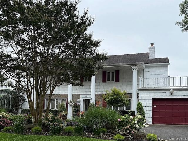 Foto del edificio - 229 Willard Dr