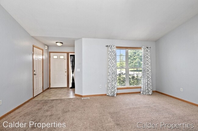 Building Photo - 4 br, 2 bath House - 5900 Eaglechase Dr