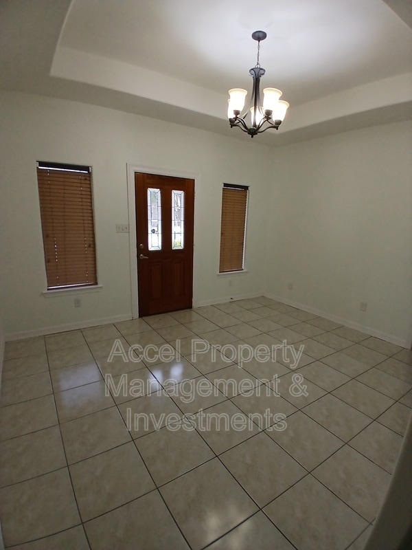 Building Photo - 128 San Jacinto St