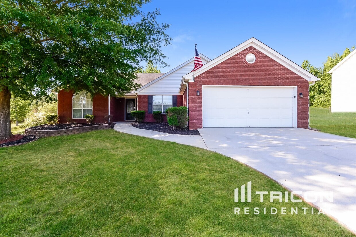 Primary Photo - 140 Avery Dr