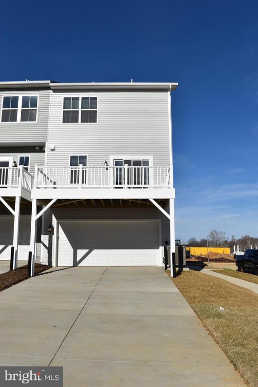 Building Photo - 224 Swan Fld Ave