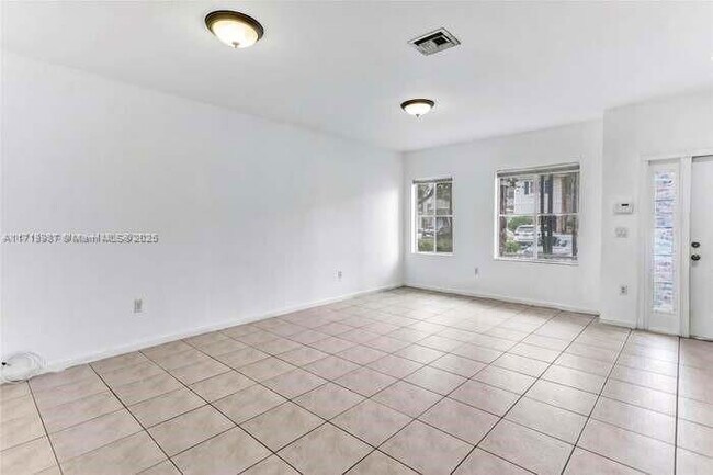 Foto del edificio - 2577 SW 82nd Ave