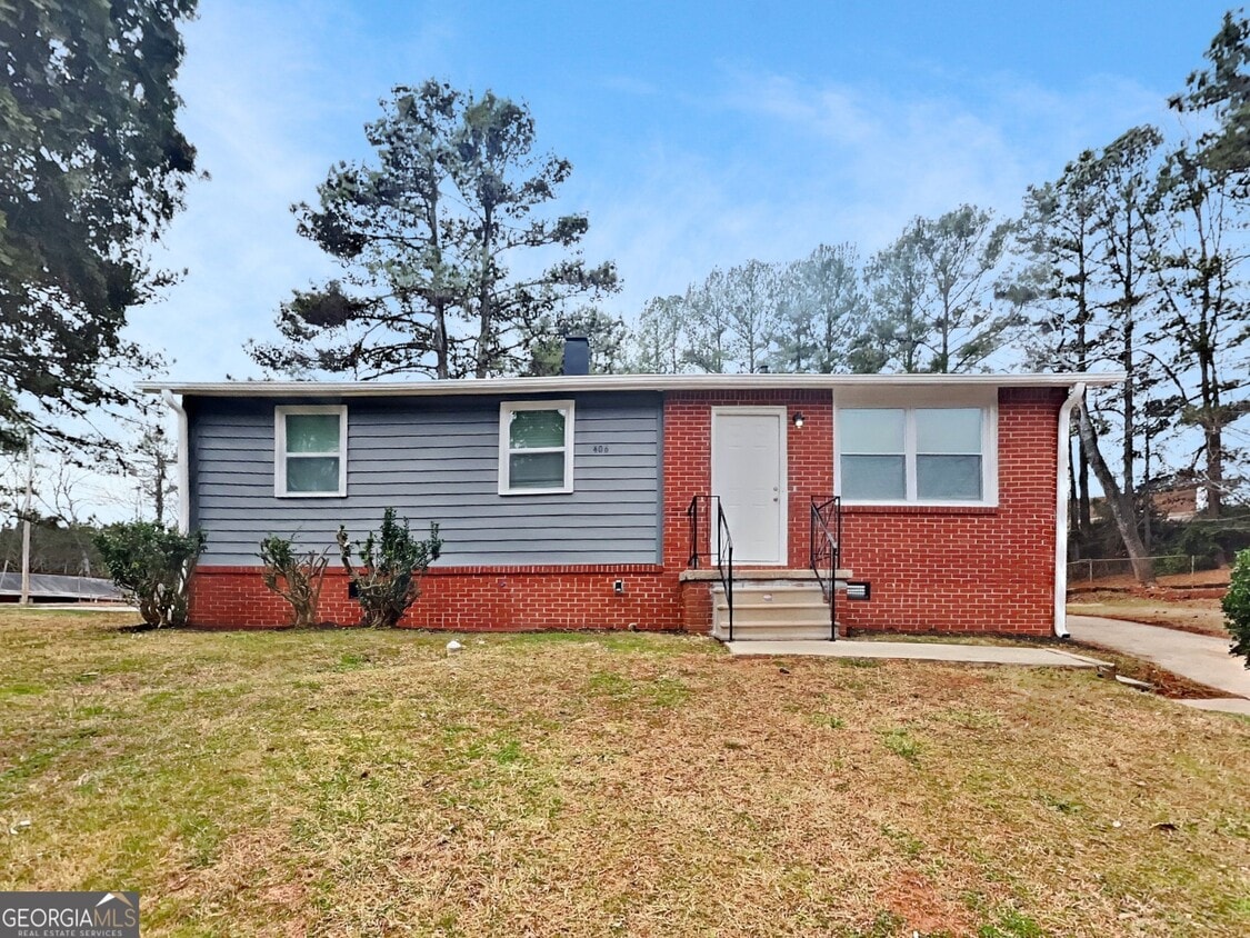 Primary Photo - 406 Blair Villa Dr SE