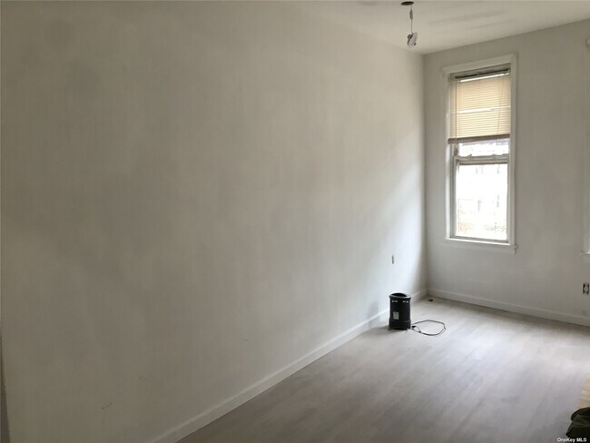 Building Photo - 91-08 Liberty Ave