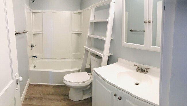 Foto del edificio - 388 Broadway St