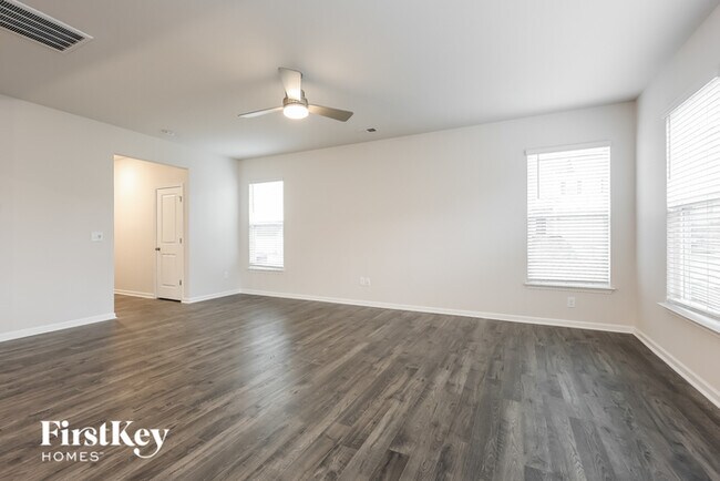 Building Photo - 101 Wild Lily Drive