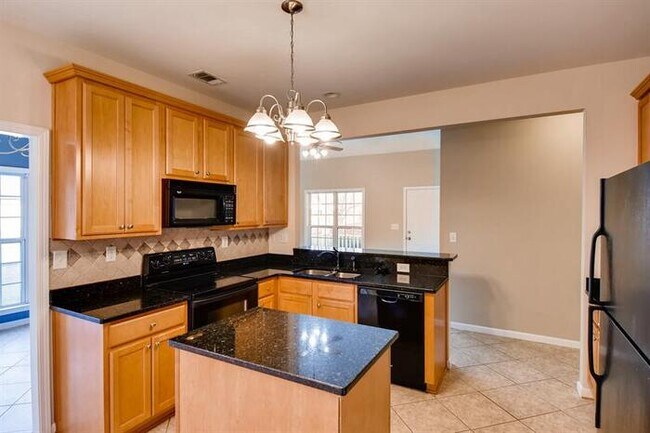 Building Photo - 63 High Point N, Newnan, GA, 30265