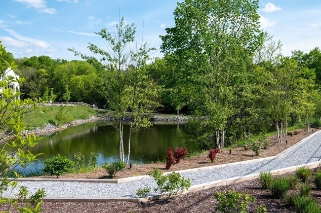 Building Photo - Stunning End Unit 2 bedroom 2 bath East Nashville Townhome with garage