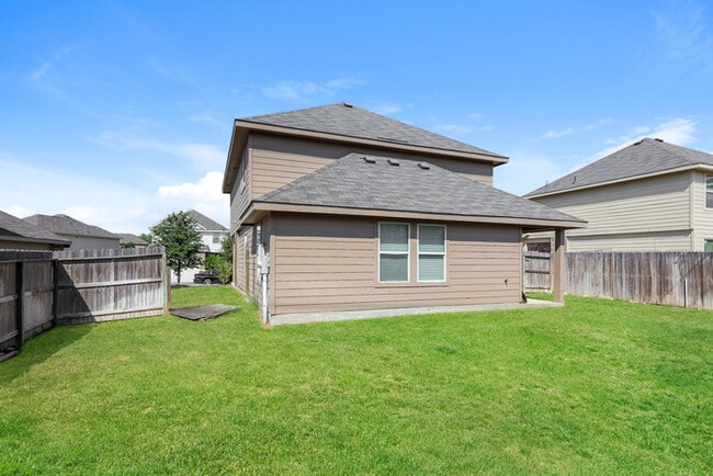 Building Photo - Tesoro Hills - 5030 War Horse Drive, San A...