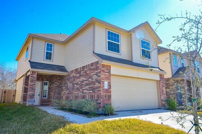 Building Photo - 5830 Adelaide River Dr