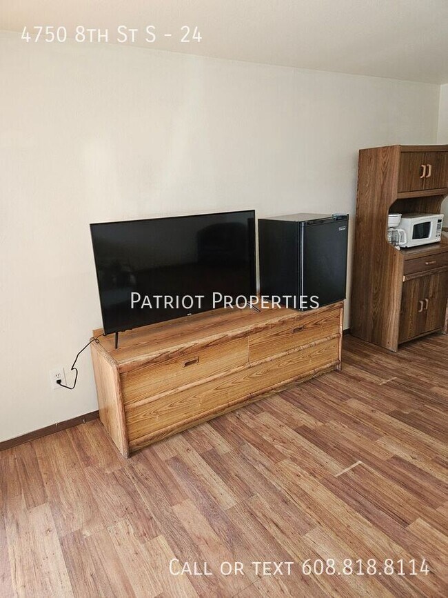 Foto del edificio - 4750 8th St S