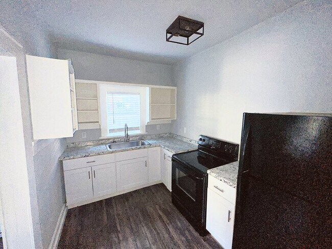 Foto del edificio - 528 S 49th W Ave