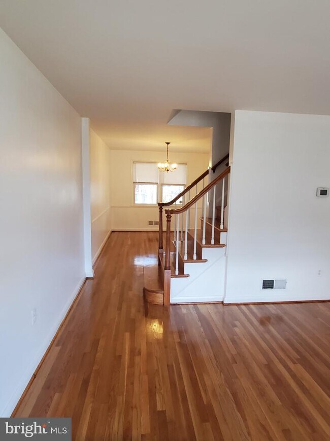 Foto del edificio - 6126 Edlynne Rd