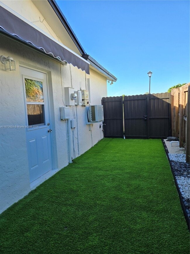 Foto del edificio - 25921 SW 130th Ave