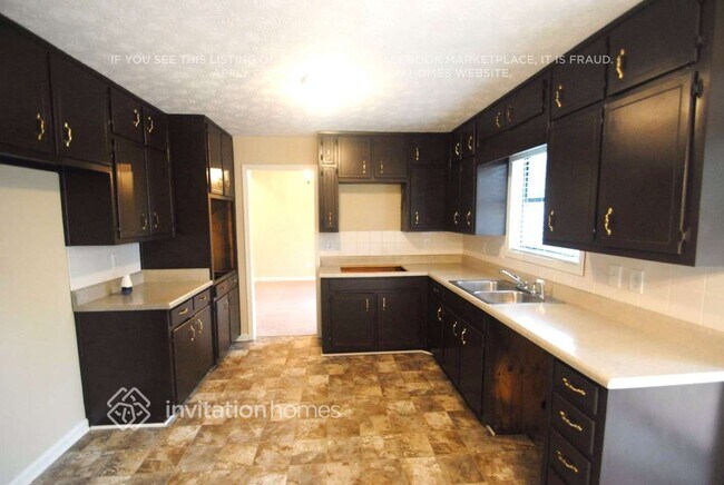 Foto del edificio - 3841 Old Bridge Way