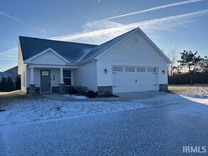 Building Photo - 735 W Hamilton Rd S