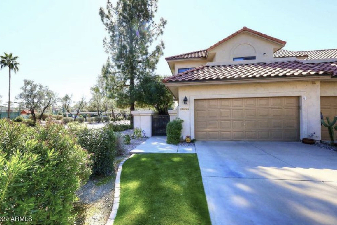 Foto principal - 9705 E Mountain View Rd