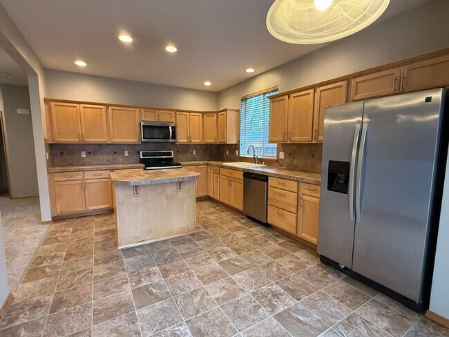 Foto del edificio - 5Bd/2.5Ba Maple Valley House