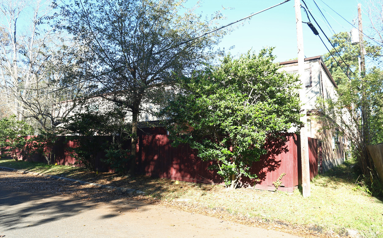 Building Photo - Wilson Park Apartments