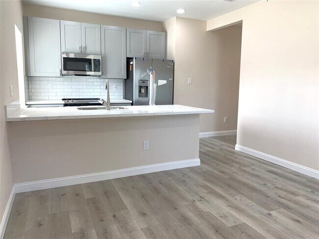 Foto del edificio - 5127 Avenue L