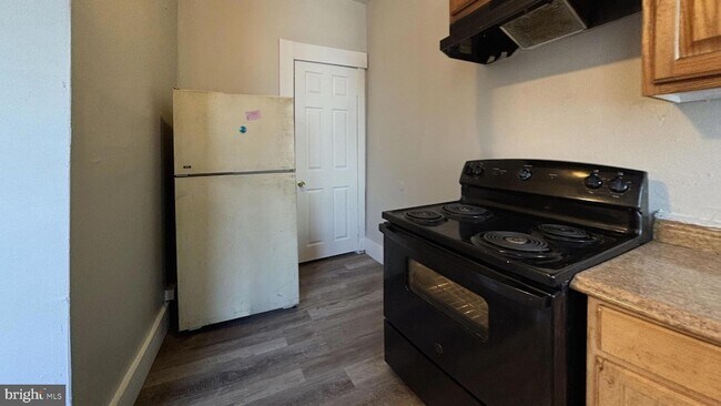 Foto del edificio - 5581 Blakemore St