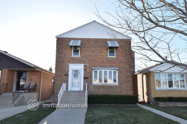 Building Photo - 5830 S Merrimac Ave