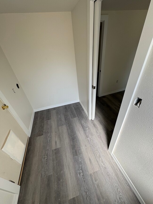 Laundry Room - 202 N Keller Ave