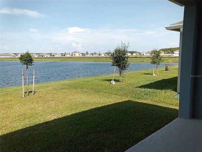 Building Photo - 1815 Southfork Dr