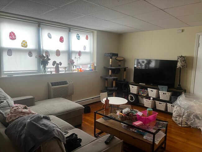 Foto del edificio - 1731 Highland Apartment