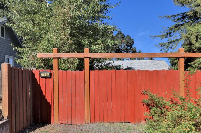 Foto del edificio - 2765 E 18th Ave