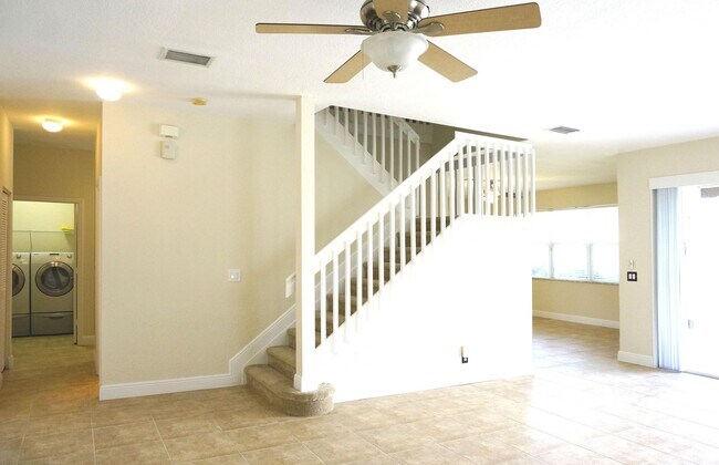 Building Photo - 139 Canterbury Pl