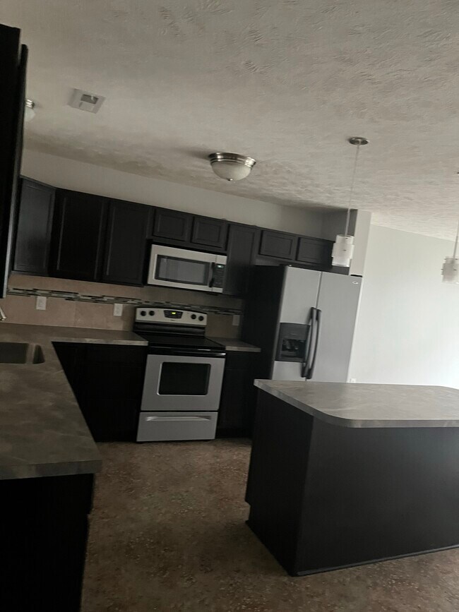 Building Photo - 3630 Osullivan Rd