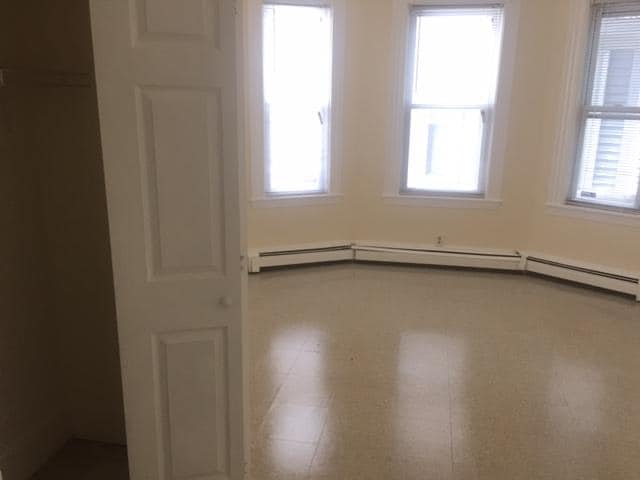 Foto del edificio - 10 Buckley Ave