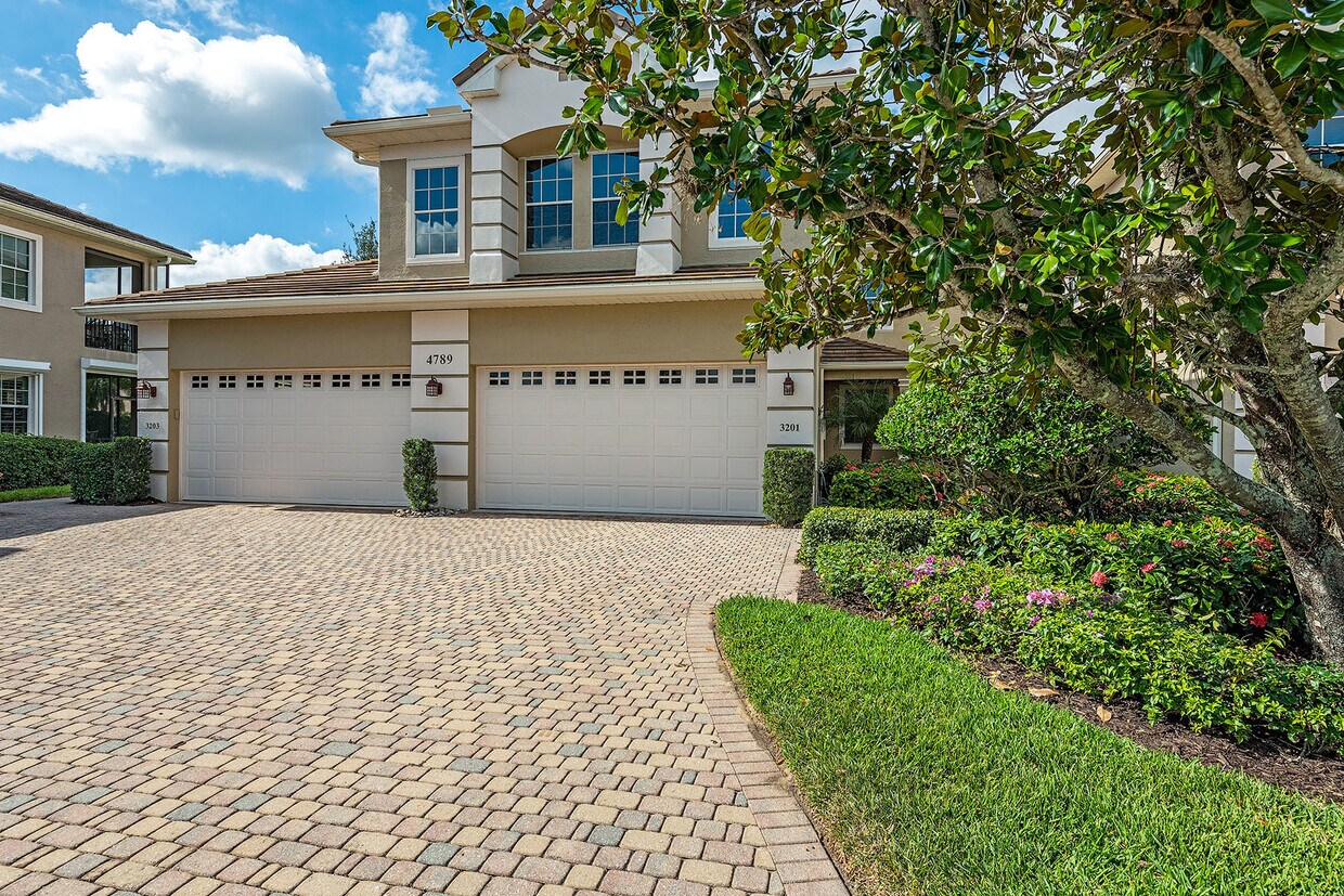 Foto principal - 4789 Alberton Ct