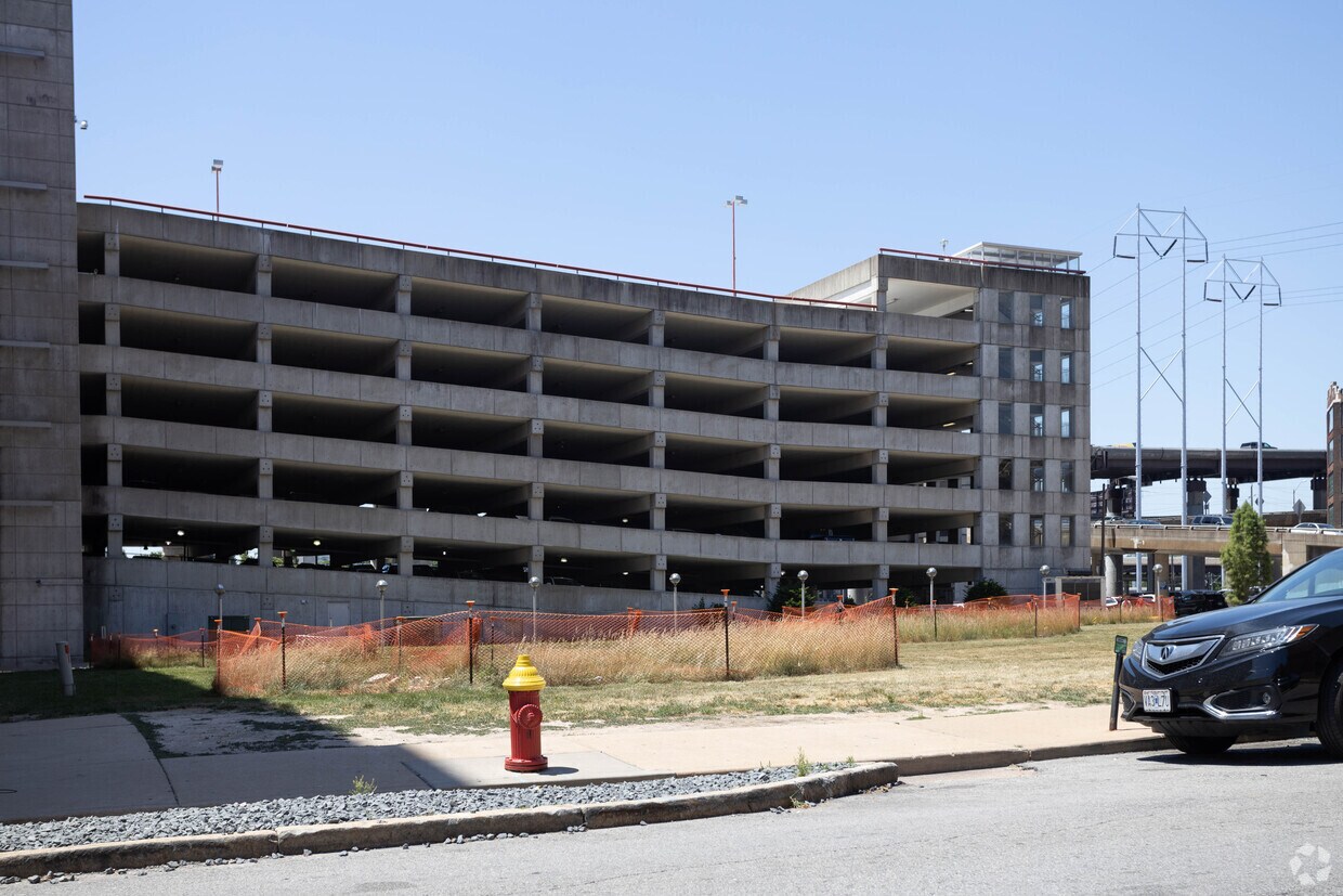 11th and Spruce 1014 Spruce St Saint Louis, MO Apartments for Rent