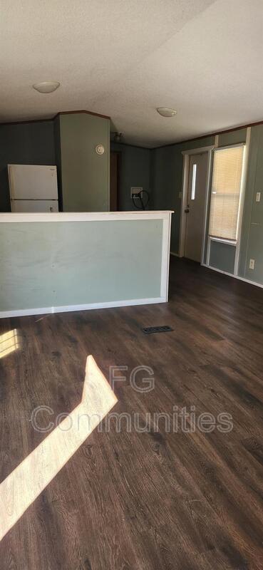 Building Photo - 12 Glimmer Dr