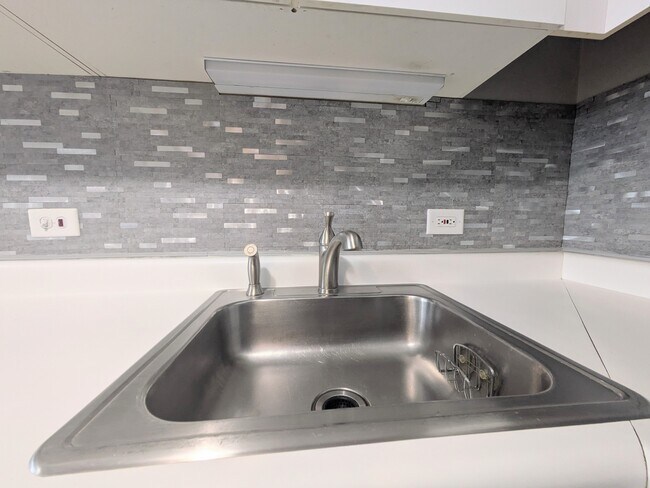 Foto del edificio - 3660 N Lake Shore Dr