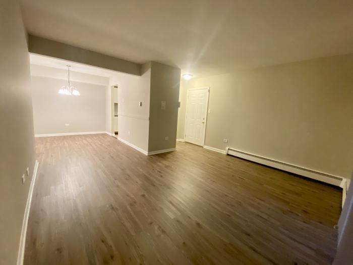 2 bedroom in Country Club Hills IL 60478 Condo for Rent in Country