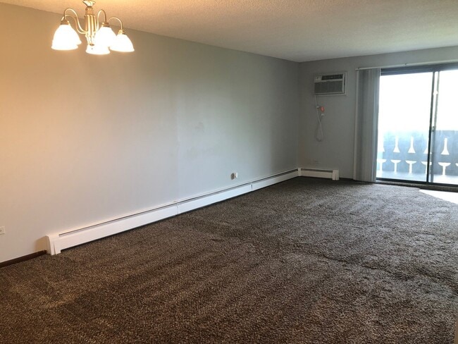 Foto del edificio - 4 Crestview Ln