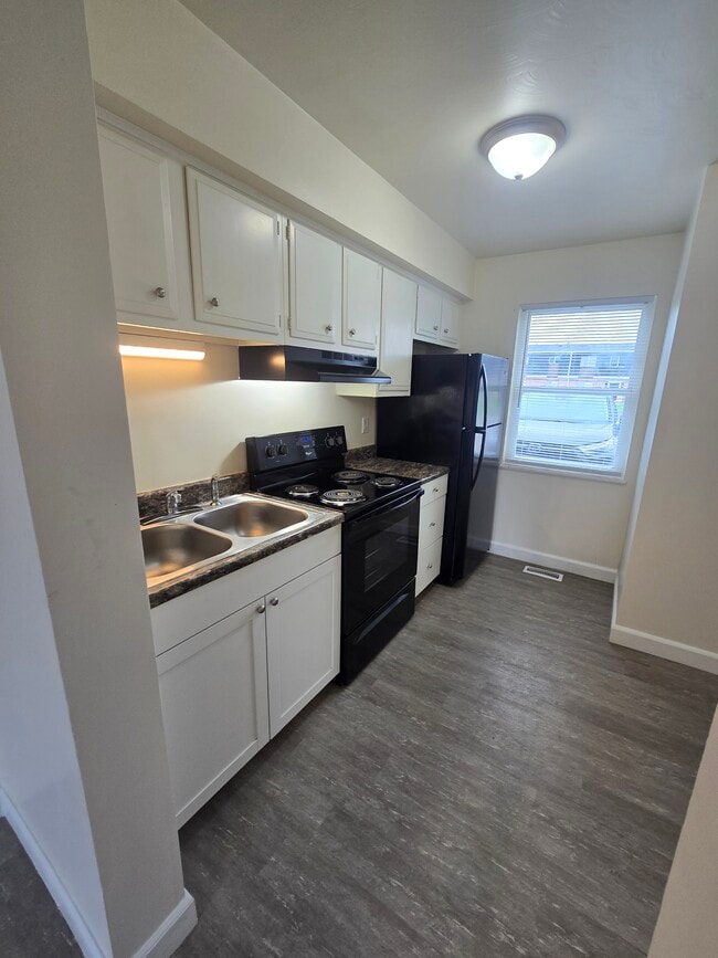 Building Photo - 104 Poplin Pl