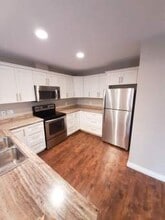Building Photo - The Crossing Apartments