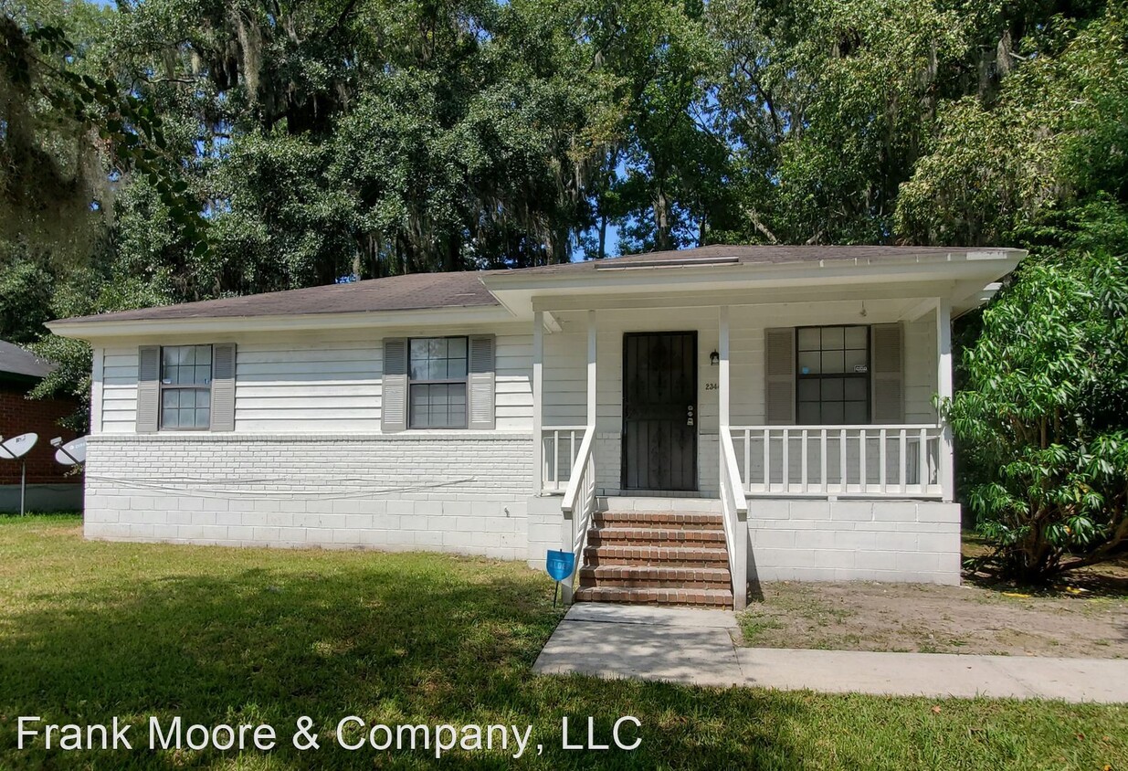 Primary Photo - 3 br, 1 bath House - 2344 Jurgensen St