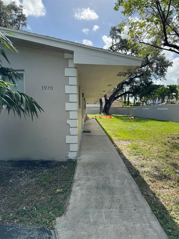 Building Photo - 3970 SW 58th St